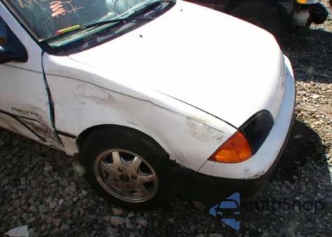 1992 Geo Metro from USA, damaged, VIN 2C1MR2460N6797721